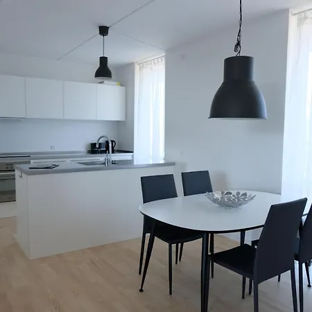 Unique Modern Bright 2 Bedroom Located In The Southern Harbour Area. Apartment Kopenhagen